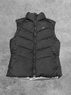 Vintage Reversible Nike puffer vest Black and Chrome